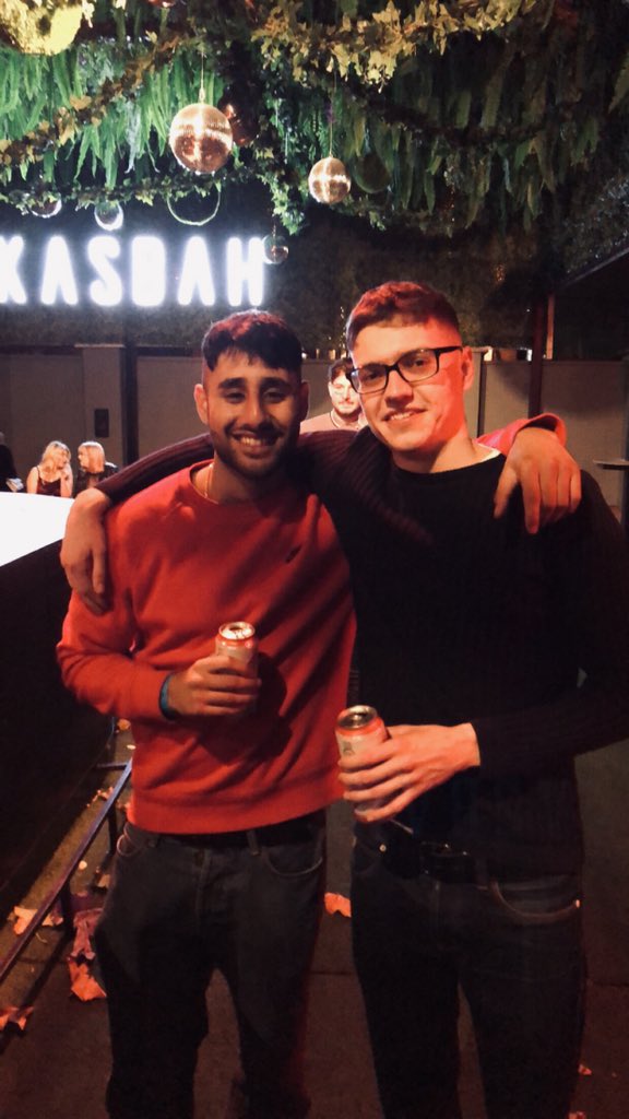 MRiley1505's tweet photo. Happy Birthday @nevsingh18 - see you at the weekend bro x https://t.co/gMdte9aLyC