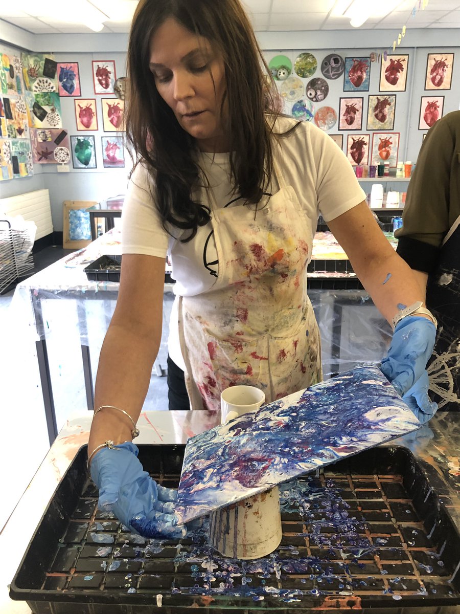 Amazing workshop today @AllHallowsCHS with @ArtatNewmanRC #schoolholidayfun #acrylicpouring #creative #messy Cannot wait to run a workshop with my Year 10’s @NewmanRCCollege