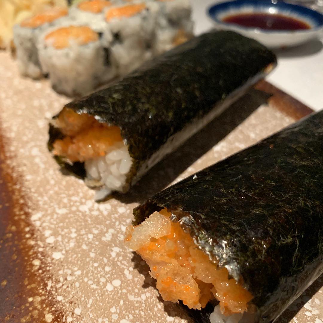 SushiSeki's tweet photo. Let us give you a hand this week. https://t.co/CKIbwyf0gc