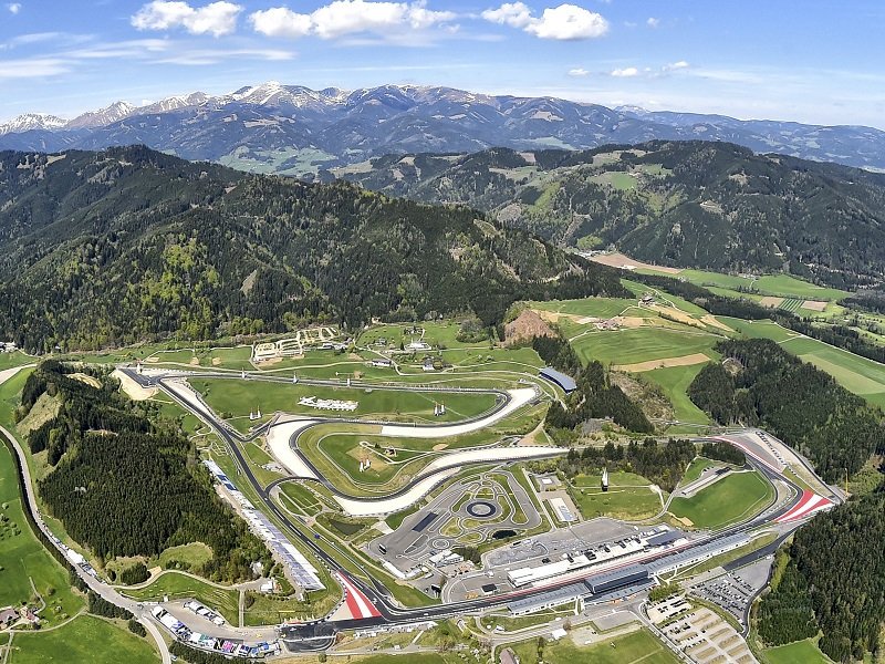 <a href="/MotoGP/">MotoGP™🏁</a> tickets 🎟️☑️
Motorhome booked 🚐☑️
Camping place booked ☑️
Just the flights to sort ✈️👍
Munich-Spielberg-Straubing-Munich
#summerholidays2019 #maxnpaddy #motorhome #bikes #austriagermanytour #gäubodenvolksfest #hockey #beer