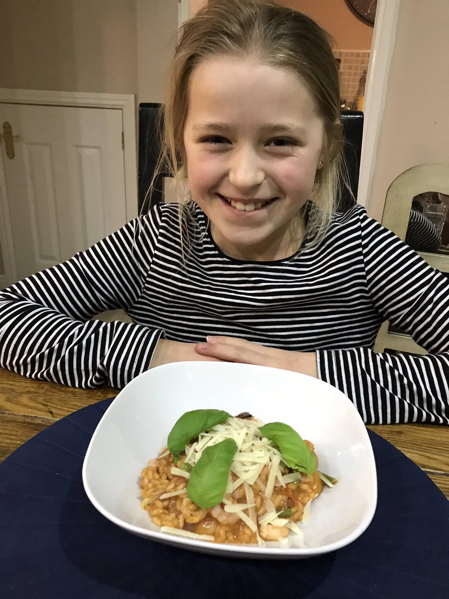 <a href="/BonnarElaine/">Elaine Bonnar</a> <a href="/NewtongrangePS/">NewtongrangePS</a> based on the topic of digestive system and healthy body, here is mollies healthy toasted tomato and pepper risotto with prawns and green beans !!