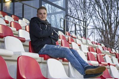 tubantiasport's tweet photo. Kamphuis na één seizoen alweer weg bij Excelsior’31 https://t.co/9bd4r4Ba4H https://t.co/s8FNvGYiUK