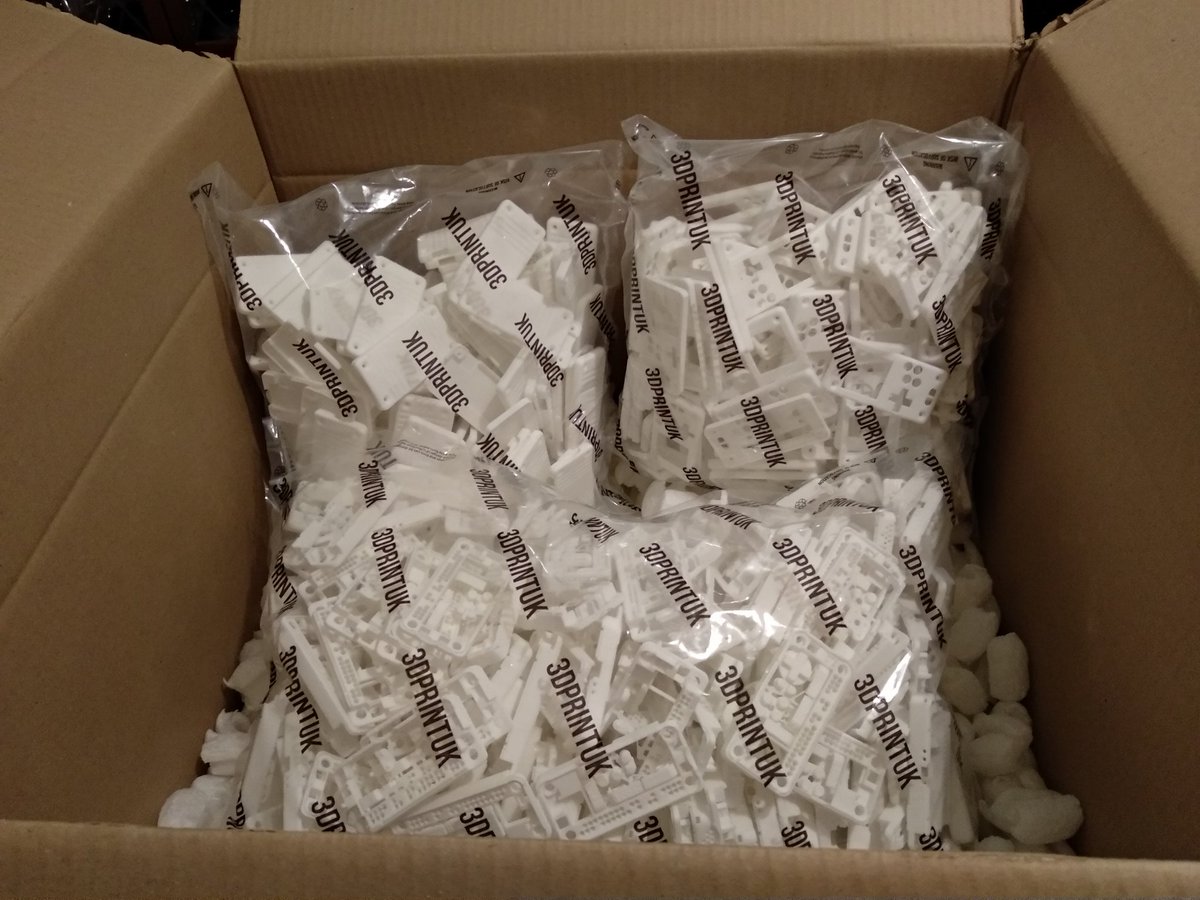Pi0CKET's tweet photo. A nice big box of plastic from the lovely people from @3DPRINTUK π #TinyPi #Pro #somuchplastic https://t.co/8c0lcOabqL