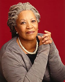 Avant_GardeBks's tweet photo. 🎂Happy birthday to #ToniMorrison! As one of the most distinguished authors in the world, she has received numerous awards and honors, including the Nobel Prize for Literature and the Presidential Medal of Freedom! 📚#Beloved #TarBaby #AMercy #TheBluestEye #Love #SongOfSolomon https://t.co/MRbSgS1NPa