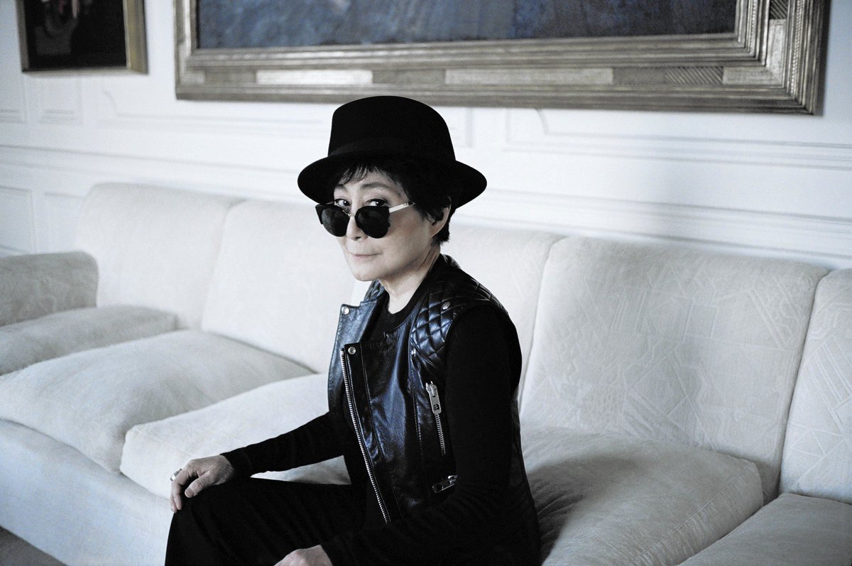 Dear Friends,
Thankyou, thankyou, thankyou - for all your lovely birthday messages.
You have made this Birthday Gal very happy!

My Birthday Wish today is for us all to take some time every day to IMAGINE PEACE: Think Peace, Act Peace, Spread Peace.

I love you!
i ii iii
yoko