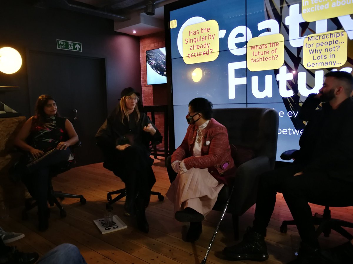 dovileonline's tweet photo. Panel @DigitalJamLtd @TanyaLaird @Engage_Works @commune_east @silaisik @mindthead @thatskatastik @adampeacock_ @bushraburge @crisis_uk #womenintechnology #tech #technology #augmentedreality #virtualreality #vr #artificialintelligence #ai #creativefutures #cf5 https://t.co/8w33jptwdo