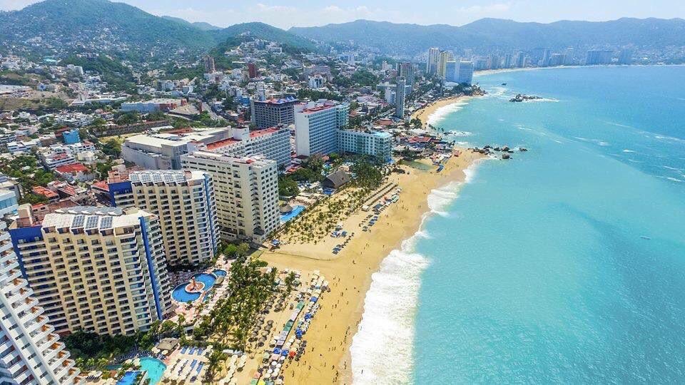 TorrucoTurismo's tweet photo. ✅ Avances #TianguisTurístico2019. Confirmados este 18 febrero:

✔32 Entidades federativas 100%
✔383 Suites comercializadas para entidades
✔443 Compradores nacionales + internacionales + hosted buyers
✔ 30 Países
✔ 60 Expositores
✔114.5 Suites comercializadas a expositores https://t.co/e7Exh9OAAN