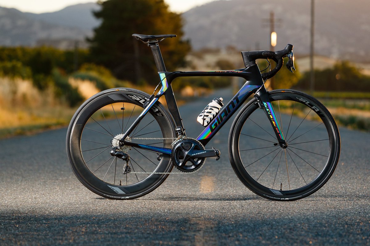 Lean, mean and built for speed - the Propel Advanced Pro doesn't hang around.