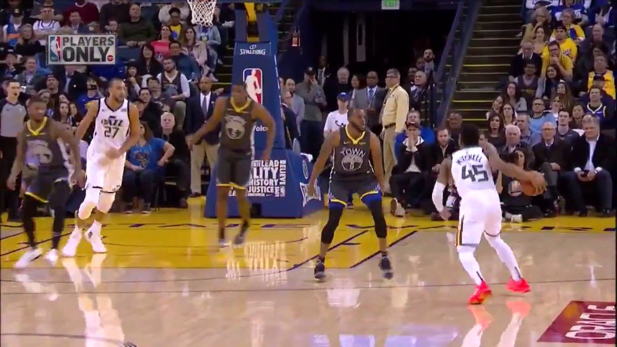 "Ooooh, he's heating up!"  #ThreesoftheWeek | @MountainAmerica https://t.co/jfrRY1qgnI
