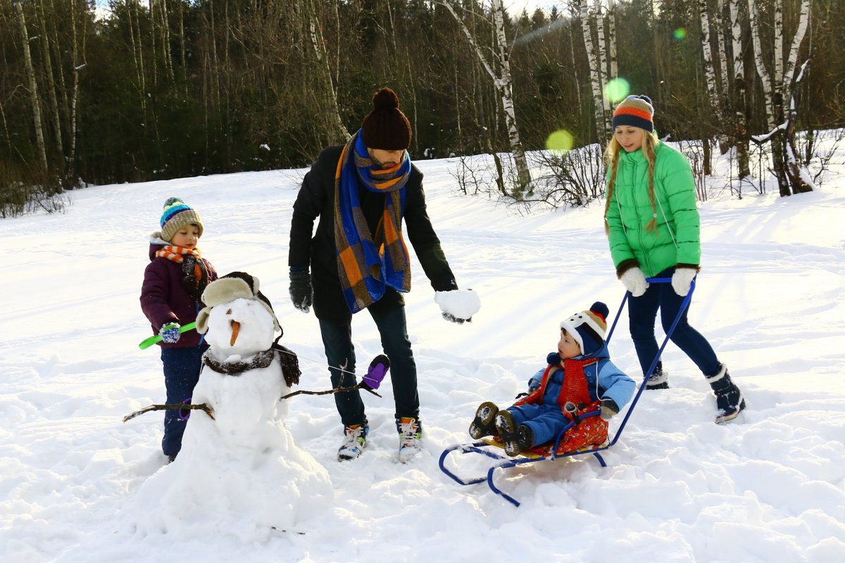 Generalpaint's tweet photo. Time spent with the ones you love most is time well spent. From our family to yours, Happy Family Day! https://t.co/zZmihL2APk