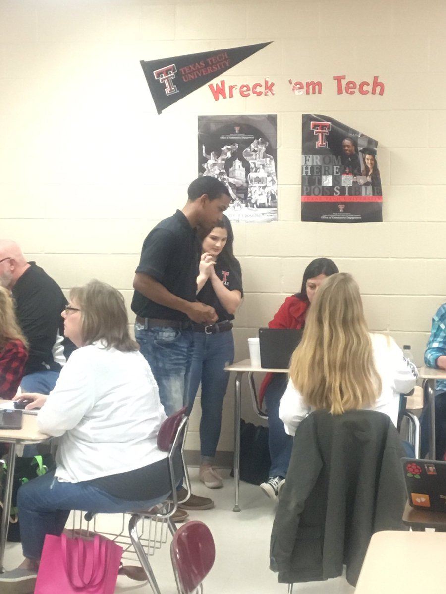 mcconnellh88's tweet image. These @RELRedRaiders are rocking @Flipgrid presentation. Full house @VanISDVanTX #VISDRocks