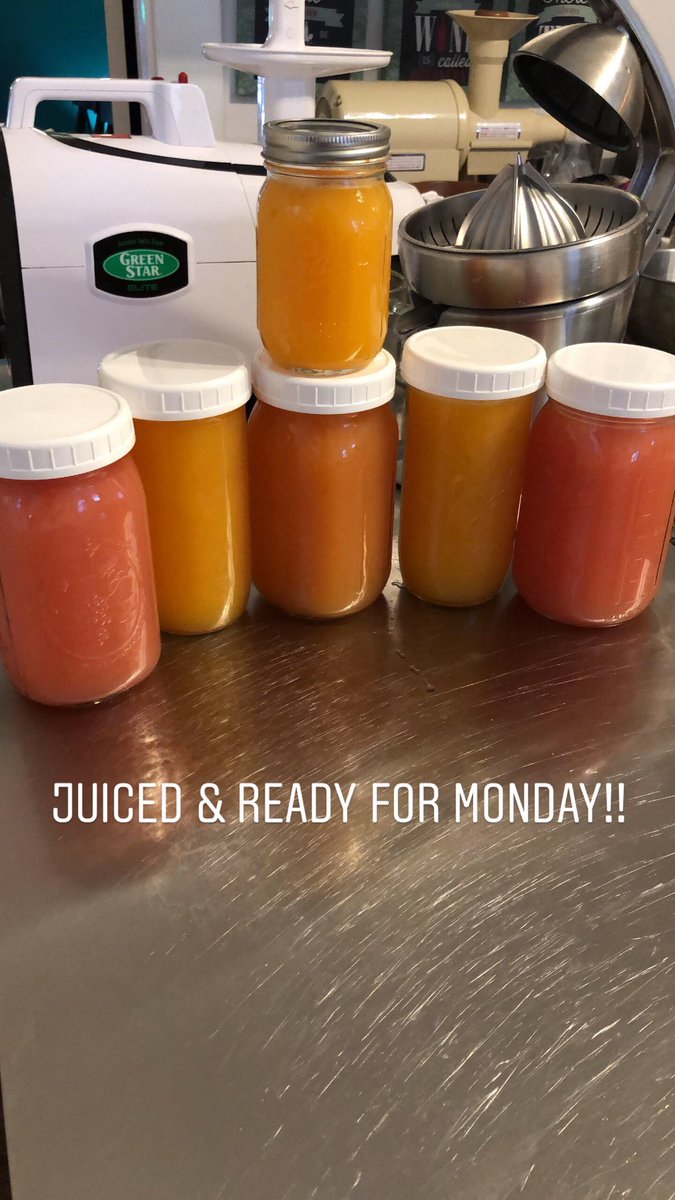 Smashed some citrus today! #rawvegan 
#juice #juicing #juicefeast #juicedetox #juicingforweightloss #juicingforhealth #juicecleanse #juicefast #juicefeaster
 #juicingforbeauty #juicecleanse #solidfoodvacation #livingfoods #rawveganlife #juicerecipes #juicecoach