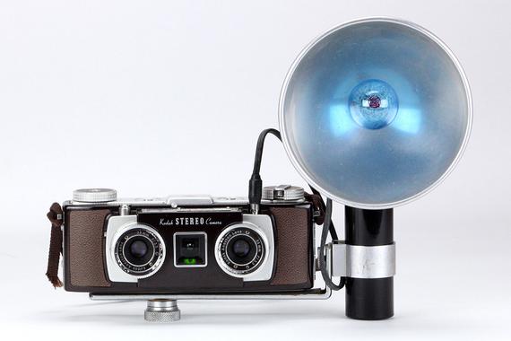 RetroPickers's tweet image. Retro c1954 Kodak Stereo 35mm Camera w/ Kodak Flasholder Model B in Original Box – etsy.me/2IkfcYo