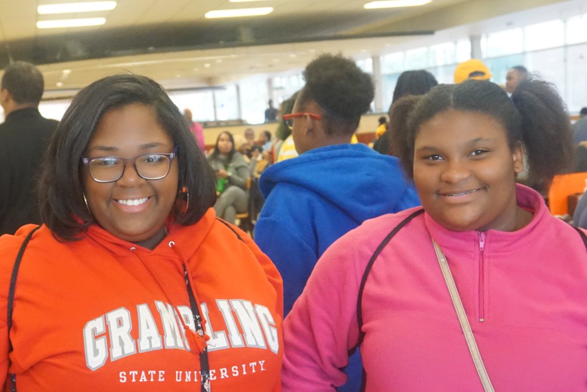ThePRCrossover's tweet photo. Future Gramfam at high school day!!!! #gramfam20 #gramfam #prcrossover https://t.co/OsCyKdd2Hu