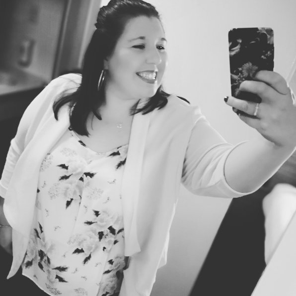 JustHerrOx's tweet photo. #NewProfilePic https://t.co/IXzT4lUq0F