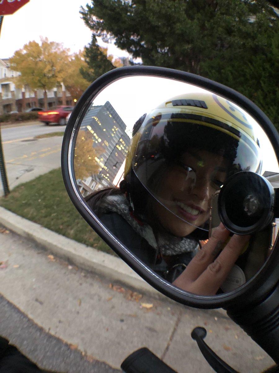 MuvingUSA's tweet photo. When the sun comes out 🛵☀️
#ChooseAtl #GetMuving #Atlanta #MuvingUSA #UrbanTransportation #RideShare #DiscoverAtl #ElectricMoped #WeLoveAtl #ExploreAtl #ATL #DiscoverAtl https://t.co/WssW9ewKWB