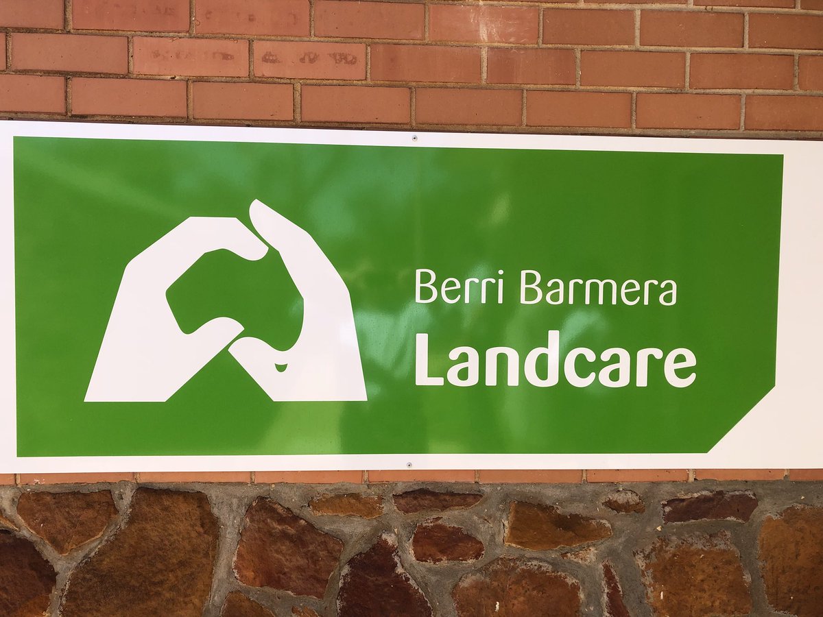 Pleasure to be able to handover new laptops to Berri Barmera Landcare as recipients of <a href="/ANZ_AU/">ANZ Australia</a> <a href="/FRRR_Oz/">FRRR</a> #SeedsofRenewal to assist them with environmental sustainability in the Riverland #HelpingCommunitiesThrive