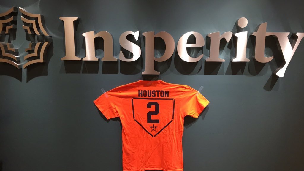 BWatts05's tweet photo. @astros The @astros colors look good at our office. @ABREG_1 #Insperity #Houston2 https://t.co/QRXILTlRwF