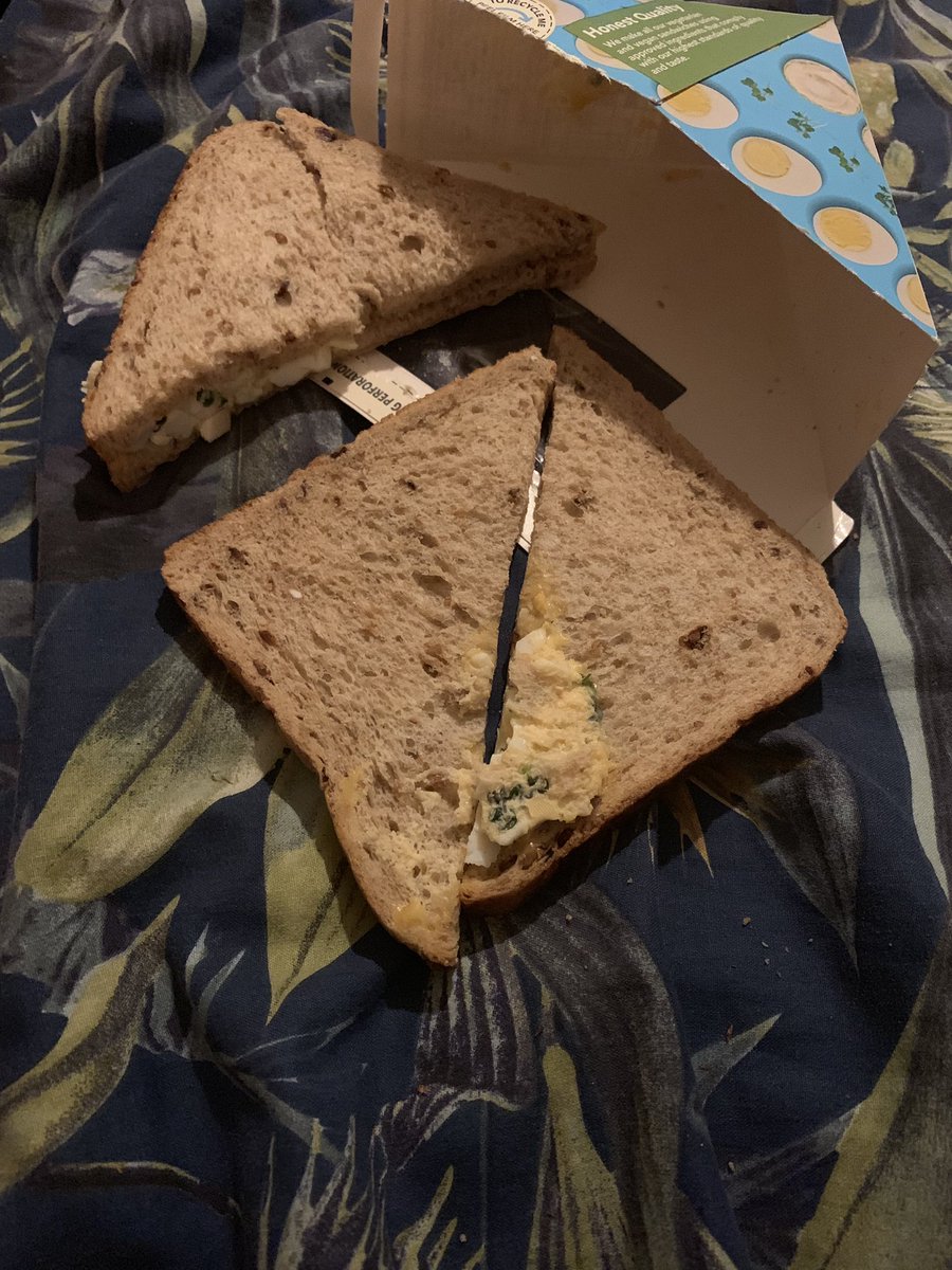 thebreadman82's tweet photo. @coopuk I wonder what happened to the filling in my sandwich? 🤔🤷🏻‍♂️ https://t.co/wQJFVHETwq