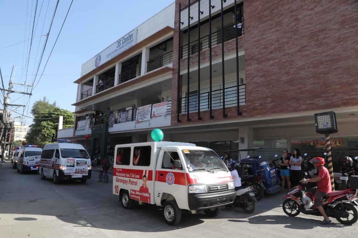 valenzuelacity's tweet photo. #HappeningNow: Tayo na, Mapayapang Barangay: Turnover of Peace and Order Vehicles and Equipment in Barangay Gen. T De Leon, in celebration of Valenzuela City’s 21st Charter Day.
📸 @rcdeguzmanG12 https://t.co/kF7H7Fca2K