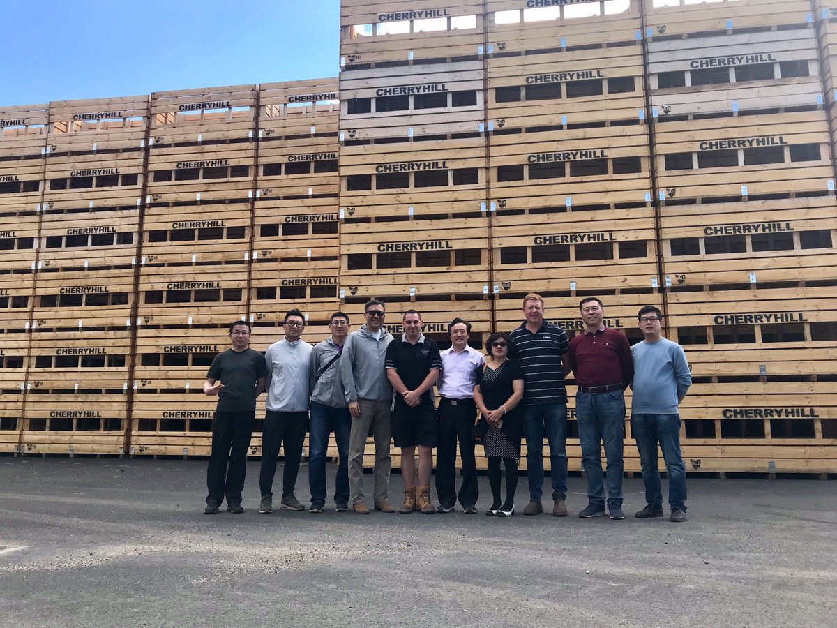 CHCoolstores's tweet photo. Representatives From Syngenta China and Private Enterprise around for a Cherry Hill Site Tour!

Enjoy the rest of your stay in Australia and Safe Travels back home! https://t.co/pmqEU8i7D9