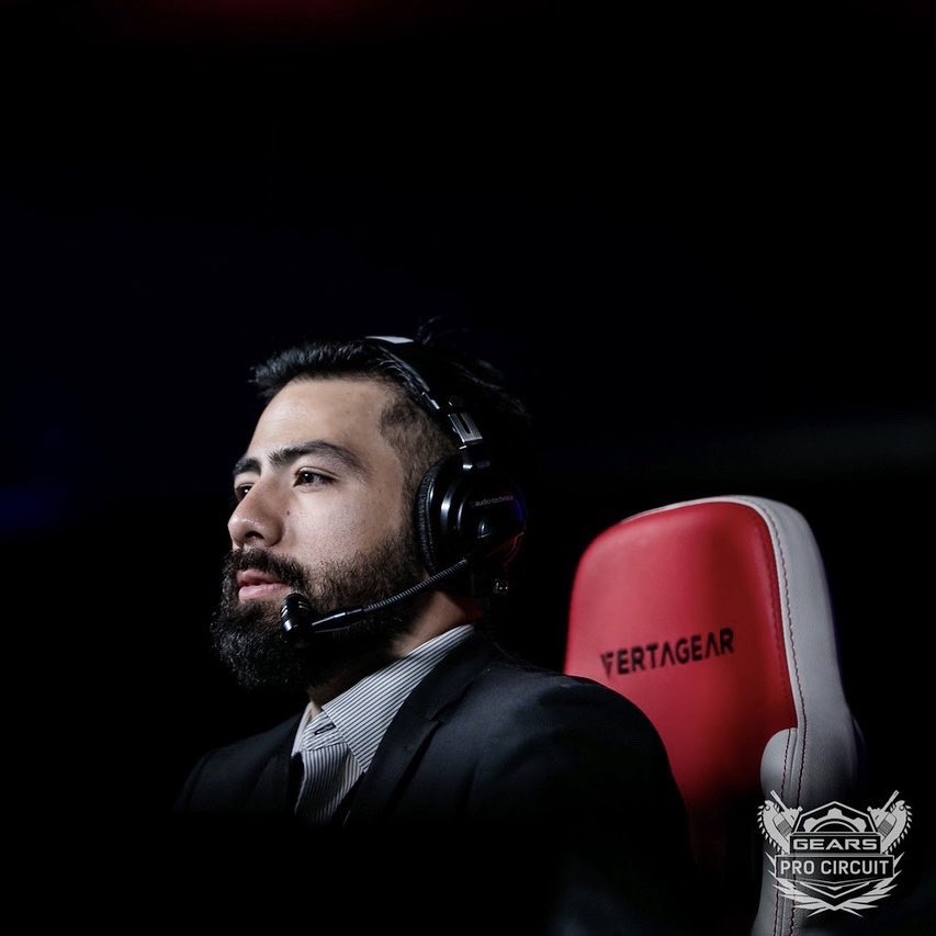 BetrucciGG's tweet photo. “Betrucci” On-Air Talent 🎧🎤 @EsportsGears @GearsLATAM @XboxMexico @Gamelta #gearsprocircuit #gamelta #xboxmexico #esports https://t.co/QTaQU0x0IH