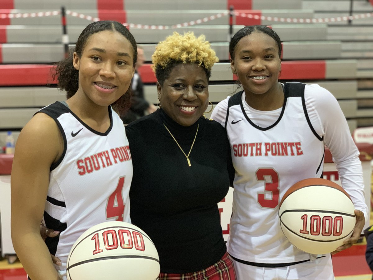RHHerald_Preps's tweet photo. "It was just a big night"
@SouthPointeWBB advances to the 4A Upper State championship game in style, makes some history along the way: https://t.co/vsI9pce8BV @SPHSstallions @SPHSBoosters @JamiaBlake @_scarlettgx @CoachSButler https://t.co/3CWv8q8S7T