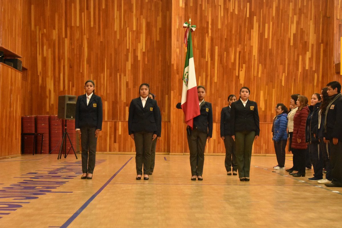 EnsemOficial's tweet photo. Nuestra ceremonia semanal de Honores a la Bandera. Orgullosamente ENSEM https://t.co/KnHy2cycuV