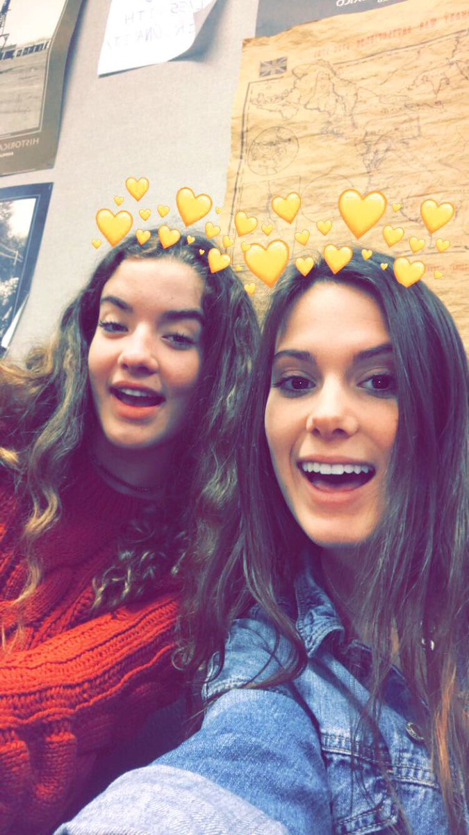 KassidyReeves's tweet photo. happy birthday to the girl who can’t spell elephant!!!! love you aver have the greatest day bestie🤩🌟 @ava_curran_ https://t.co/a4mBIYuTZE