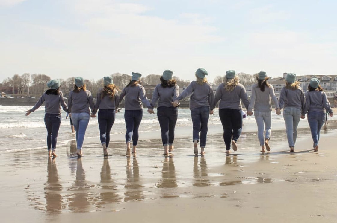 bonaventurelym's tweet photo. Thinking of our amazing friends at @URILYMcrew during these tough times.
We at St. Bonaventure LYM are here for you - our thoughts are with you and the many touched by Dominique 💛 https://t.co/hkVpsJG484