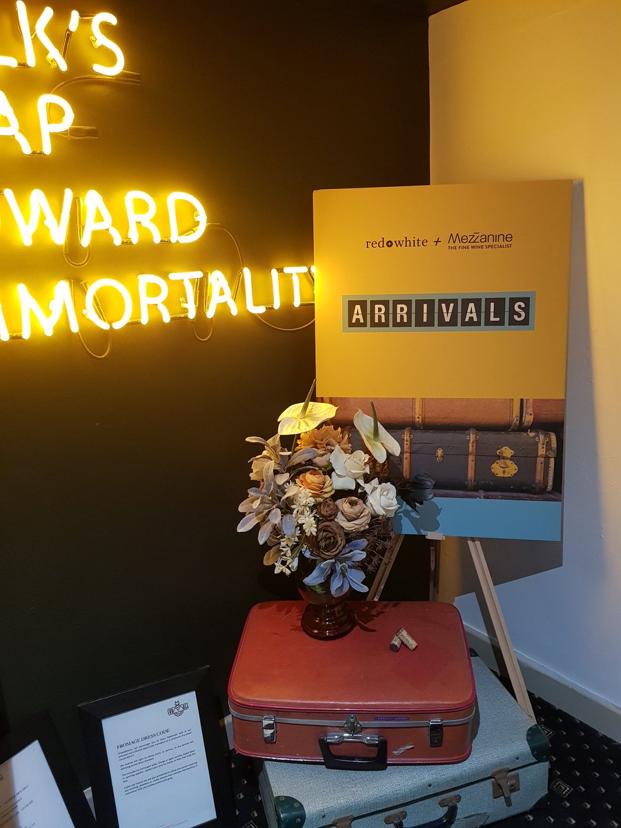 Helgetp's tweet photo. Great to see a lot of interest at the Arrivals Tour by #Joval wines. Big thanks to Fromage Artisans for hosting us! https://t.co/HQPZdEow0V