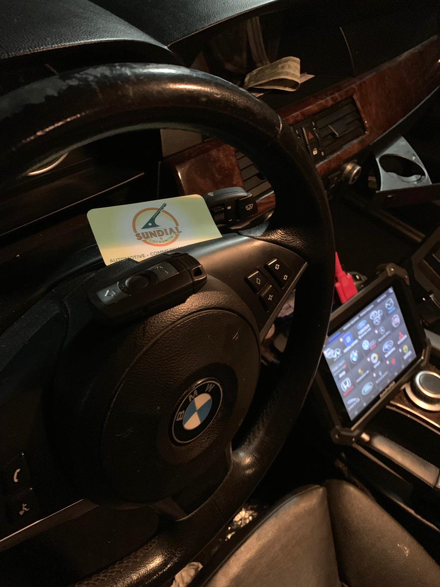 TempeLockShop's tweet image. 2008 BMW 528i - All keys lost.
√ New proximity (proxy) programming successful by #AutoProPAD.
√ Reading data and copy a new key to the system.
#bmw #lostkeys #proximitykey #programming #locksmith #arizona #carkeys