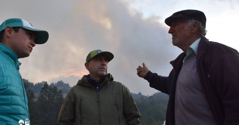 Ayseninos destrozan el optimismo de Piñera y reclaman que el incendio está “descontrolado”
 bit.ly/2DOIRTW