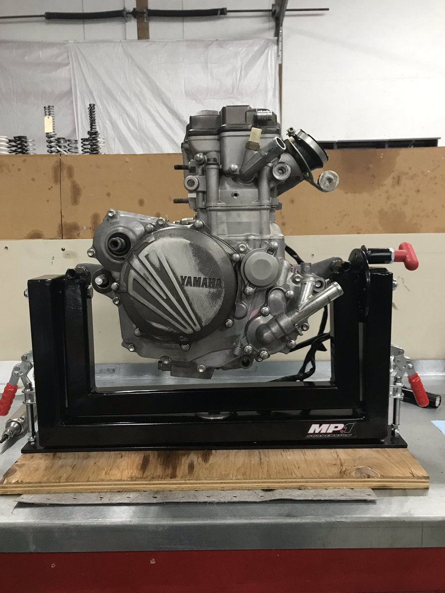 mp1suspension's tweet photo. Got this YZF all buttoned up on the family day.  Back into the frame and running tomorrow. DM us if you need to get set up. https://t.co/vzvjCk477V