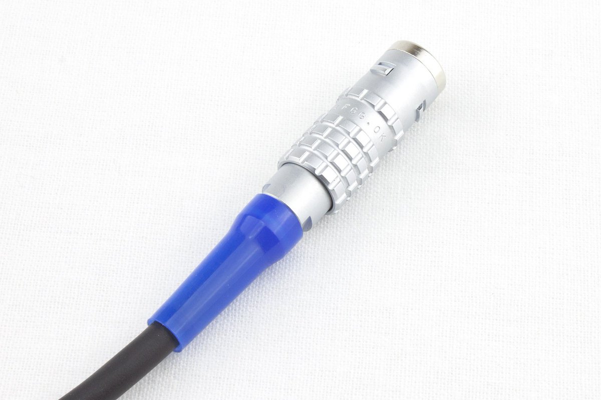 ConnTechALS's tweet photo. The latest cable assemblies from our technicians feature a @LEMOConnectors push-pull connector, an AMP D-sub connector and a pair of 4mm 'banana' plugs. They will be used for diagnostics and fault/error recording on Volvo vehicles. #lemo #volvo #diagnostic #connector #dsub https://t.co/M3DfFPyouB