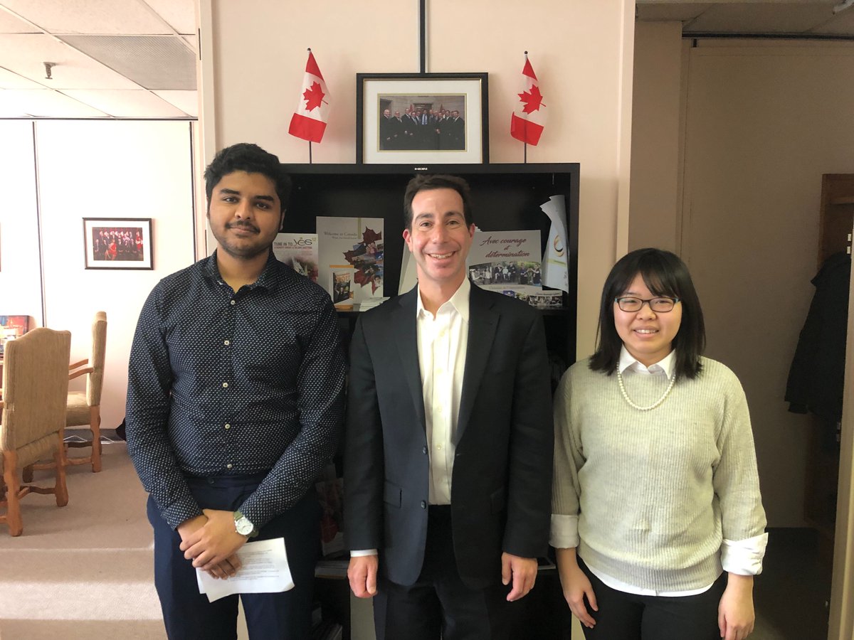 ewbmcgill's tweet photo. Last week, we had a pleasure of meeting with MP Housefather to discuss @ewb's #Hello2030 Campaign and why #SDG matters to Canadians. Thank you @AHousefather ! https://t.co/Ht5ApCbP27