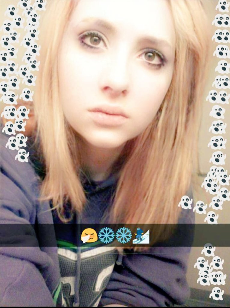AnnaThorne's tweet photo. #beauty #Queen #tuesdaySelfie #sexy #drugs #fu #idgaf https://t.co/WkUo32EiOG