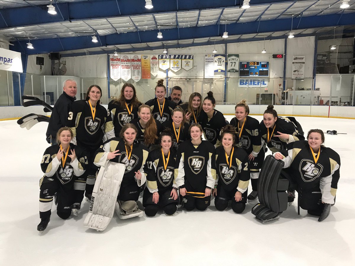 SCSGirlsHockey's tweet photo. The #19U silver medal at the #SCGI2019 goes to @HoneyBakedHC ! Congratulations ladies! https://t.co/HLCnj1zImo