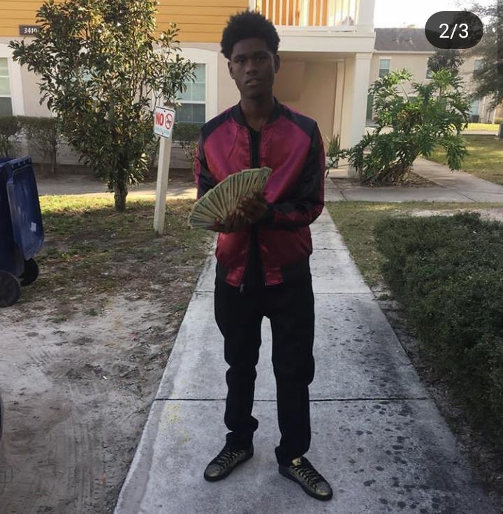 Ripkaii1's tweet photo. When you get it on yo own it ain't shit nobody can tell you💰🦍 https://t.co/LWCr2uoQzs