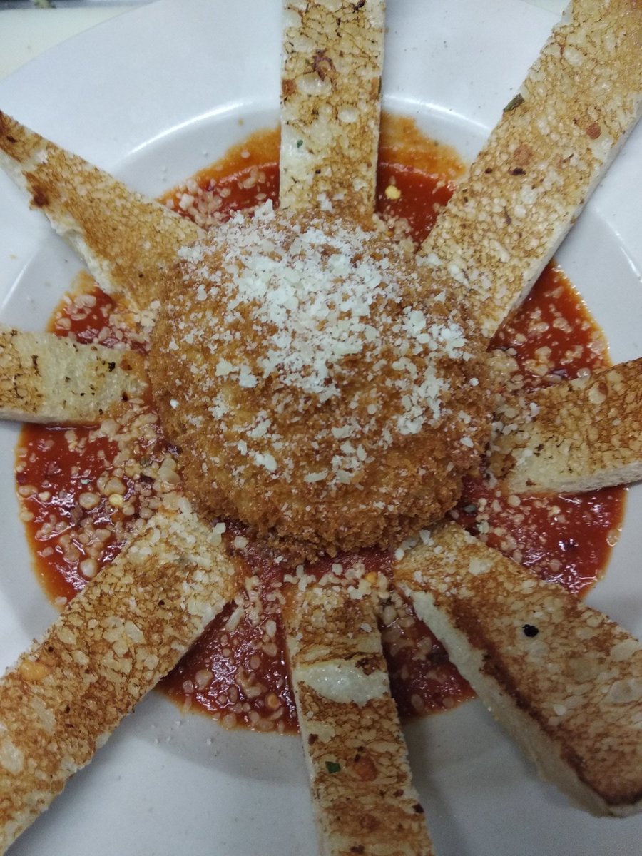 cornerNJstone's tweet image. Picture this: deep fried burrata cheese sprinkled with fresh parmesan and served over marinara with roasted red peppers and garlic toast dippers. Good thing you don't have to! Stop in and get this new special! Available everyday, all day this week!!