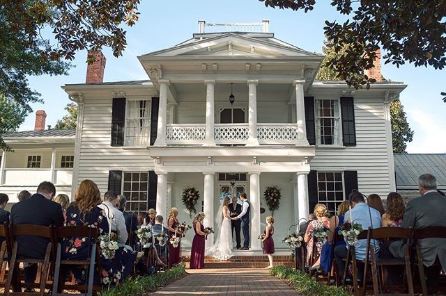 arieldperez's tweet photo. #weddingday #ido #justmarried #wedding #mrandmrs #ncweddingvenue #mimshouse #historic #weddingphotography #brideandgroom #engaged #arielfoto #wsnc #clt #hollysprings https://t.co/B7PtN476Qv https://t.co/okOZdJreo1