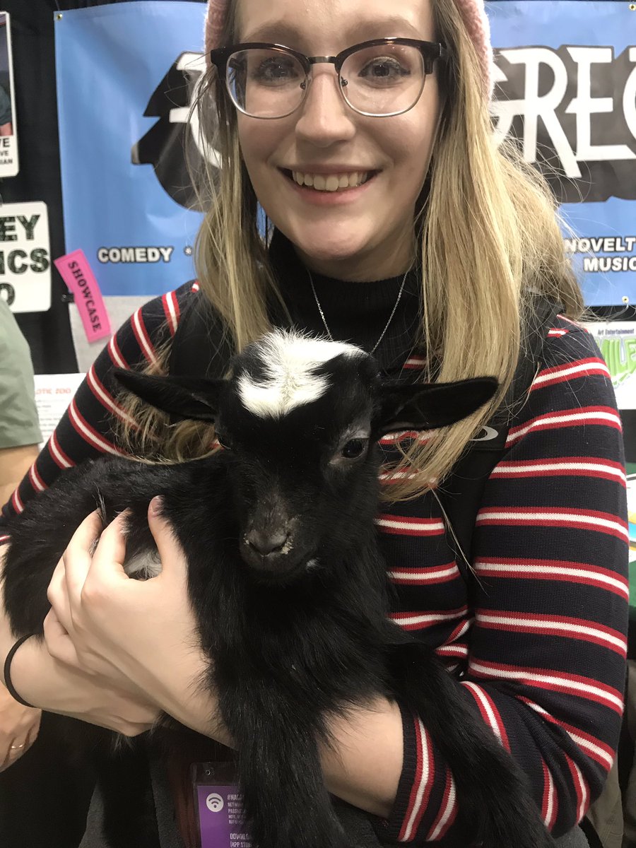 SXUResLife's tweet photo. #WeAreSXU:
#NACA19 is the G.O.A.T.! #NACAMarketplace THENACA #SXU #WeAreSXU https://t.co/RIqOpCCPaK
— Saint Xavier Council (SXU_SXC) February 18, 2019