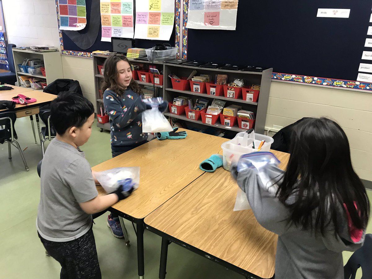MrWebers_Class's tweet photo. Thank you to Sarah and Patrick @3M for coming to show the engineering of making ice cream!  ‘Churning’ the way for future engineers!  @SDMAOnline #gotRHpride @RH_Elementary https://t.co/r9zpzcftp8