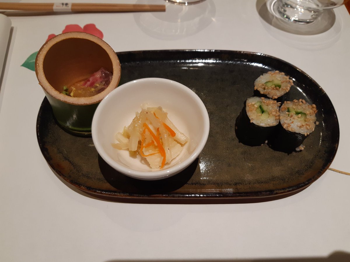 boriswapgeek's tweet photo. Très bonne découverte de plats japonais au @Novotel_FR #Paris avec @SFR #FORUMSFR
Une excellente soirée... https://t.co/DHx4d7LLx9