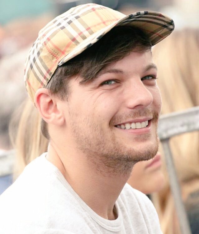 BoottomHarry's tweet image. 