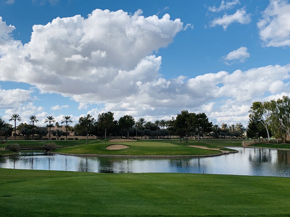 mbSweatpants's tweet photo. It was a nice day to golf with @GolfForeIt . #PresidentsDay @OcotilloGolf https://t.co/QE9lDFaxfX