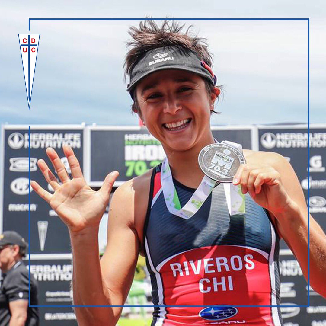 lacatolicacl's tweet photo. Recuerdos de la PENTACAMPEONA 🥇del #Herbalife @Ironmanpucon 2019 en la meta.
¡Gigante @bcriveros! 🏊🏼♀️🚴🏽♀️🏃🏽♀️
#YoCorroPucon #IM703 #LaCarreraMasLindaDelMundo https://t.co/7HSqSat33N