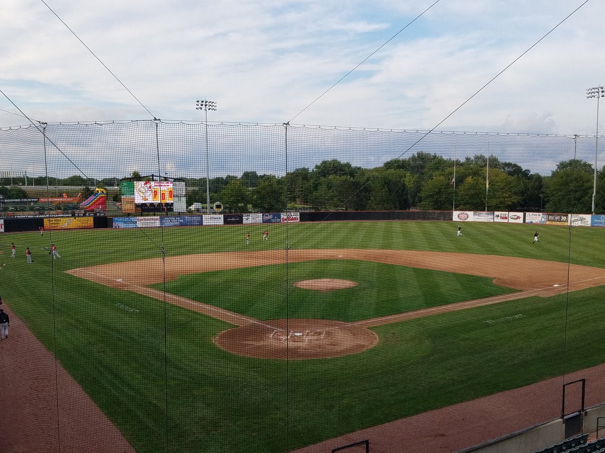 garrett_wano2's tweet photo. I’m blessed and honored to say that I will be furthering my baseball and academic career at Dominican University. Thank you to my family, friends, and coaches that helped me along the journey. Go stars⚾️ https://t.co/kTVpg4aAL5