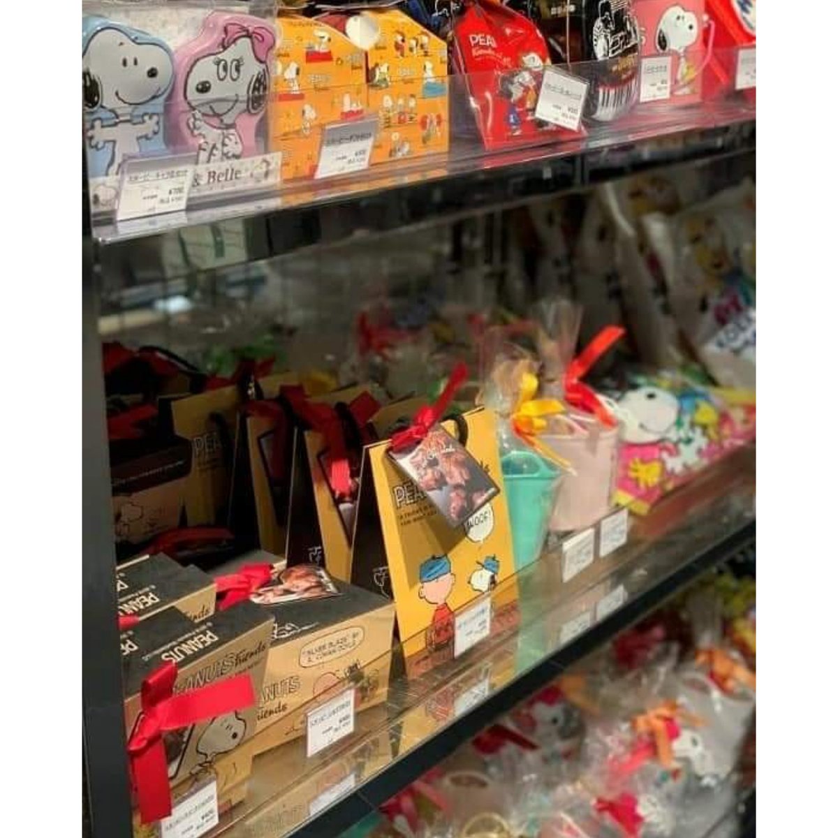 Noir_Chile's tweet photo. ยฟY Por quรฉ, de repente, los chocolates me recuerdan a Lumi?
Lumi's ~ ยกhasta pronto!
Volverรฉ pronto a travรฉs de videos tambiรฉn, vendre y los visitare pronto (ja ja ja)
#๋์๋ฅด #noir #ํธ์ฐ #hoyeon #์ ํธ์ฐ #chocolate #japan #trip #gift #AirplaneMode #WatchOutForTheCold #youtube...? https://t.co/2h3dbB2l5d