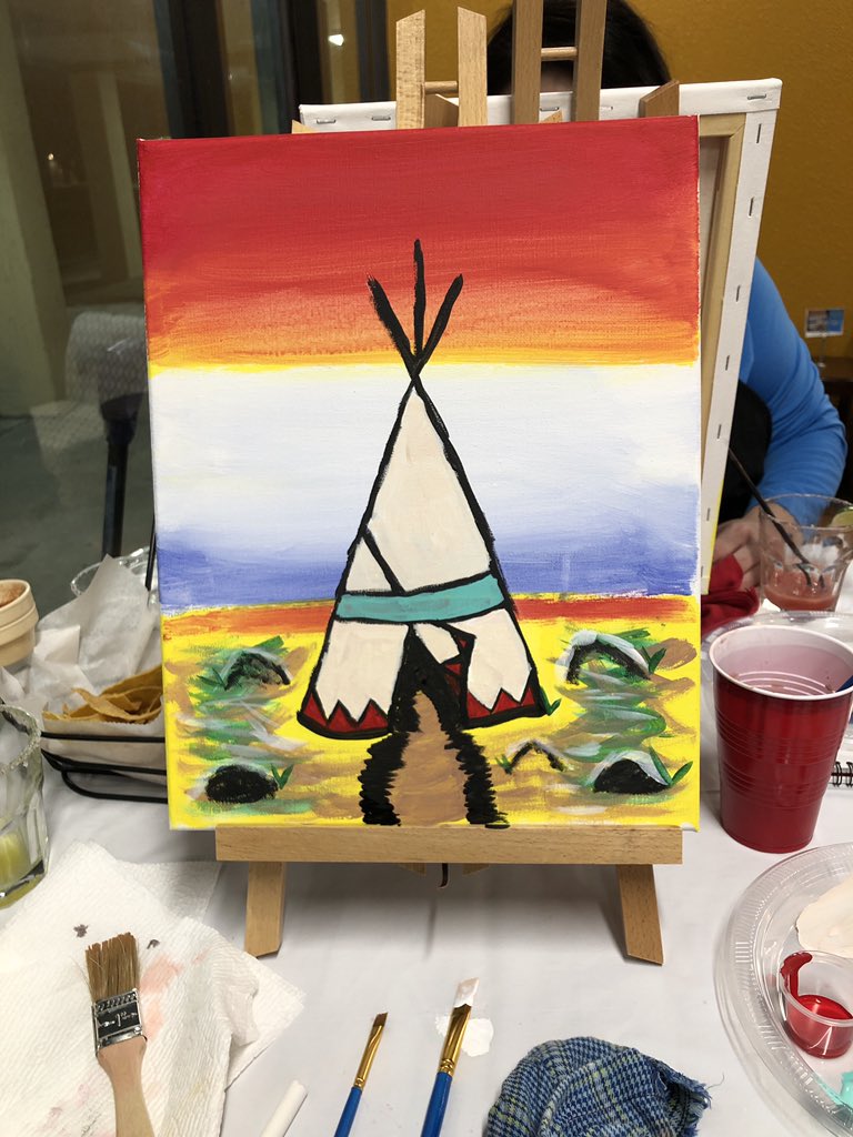 latinalupe's tweet photo. My first paint and sip party....I think I’m better at sipping! 😂 https://t.co/IzuI8kMRSu